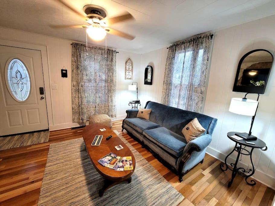 Apple Hill Bungalow, Family And Pet Friendly! บริสตอล ภายนอก รูปภาพ