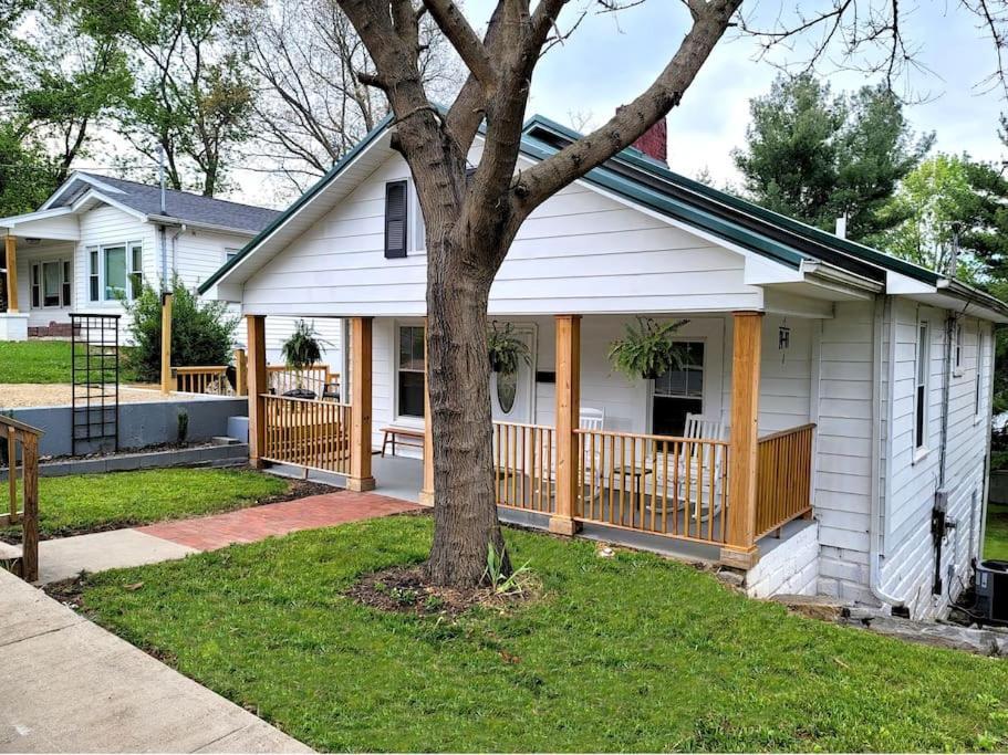 Apple Hill Bungalow, Family And Pet Friendly! บริสตอล ภายนอก รูปภาพ